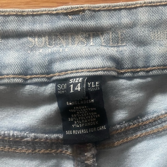 Sound style Jamie short easy fit- light wash rigid front size 14 hard to find.. - Picture 9 of 10